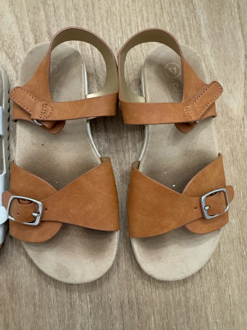 Cat & Jack Toddler Girls Shaelyn Footbed Sandals - White and tan Size 11